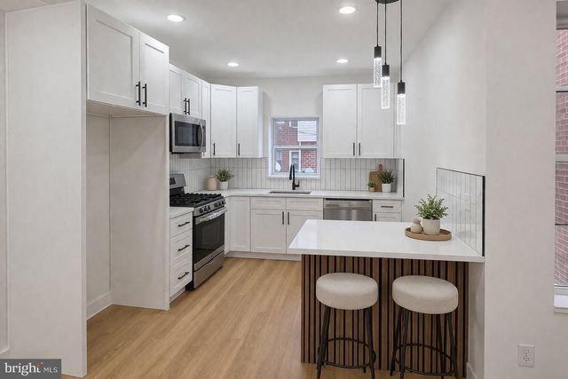 1225 E CHELTENHAM AVE, Philadelphia, PA 19124