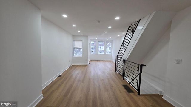 1225 E CHELTENHAM AVE, Philadelphia, PA 19124