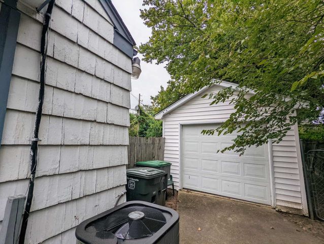 2901 N HARRIS CIR, Memphis, TN 38114