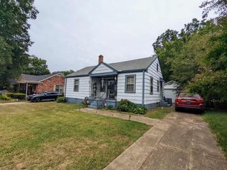 2901 N HARRIS CIR, Memphis, TN 38114