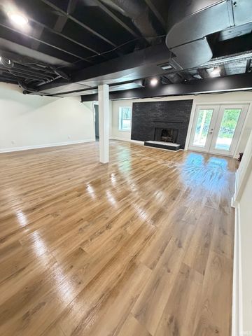 5318 Kratzville Road, Evansville, IN 47710