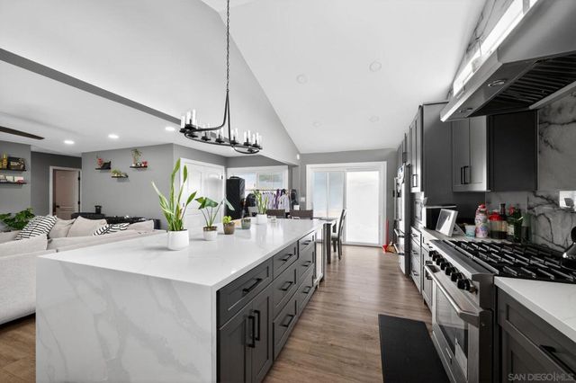 687 Arthur Ave, Chula Vista, CA 91910