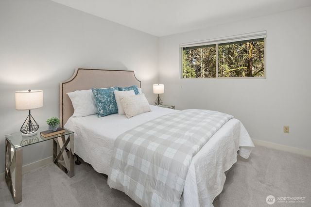 2836 241st Avenue SE, Sammamish, WA 98075