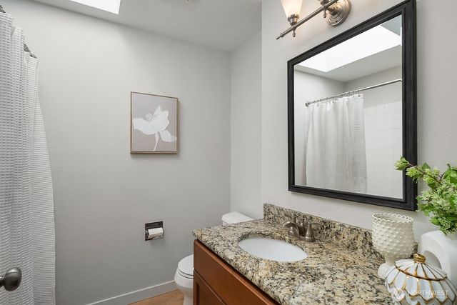 2836 241st Avenue SE, Sammamish, WA 98075