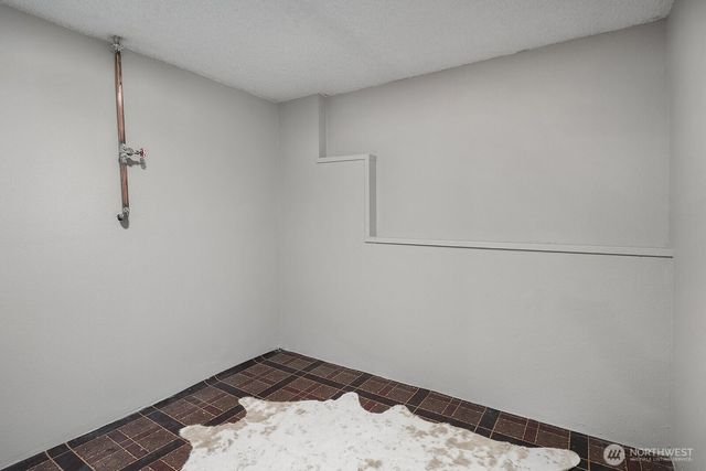 2836 241st Avenue SE, Sammamish, WA 98075