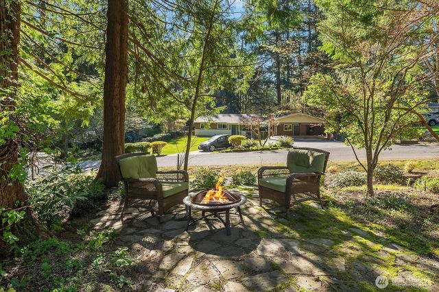 2836 241st Avenue SE, Sammamish, WA 98075