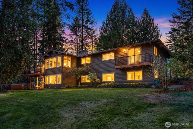 2836 241st Avenue SE, Sammamish, WA 98075