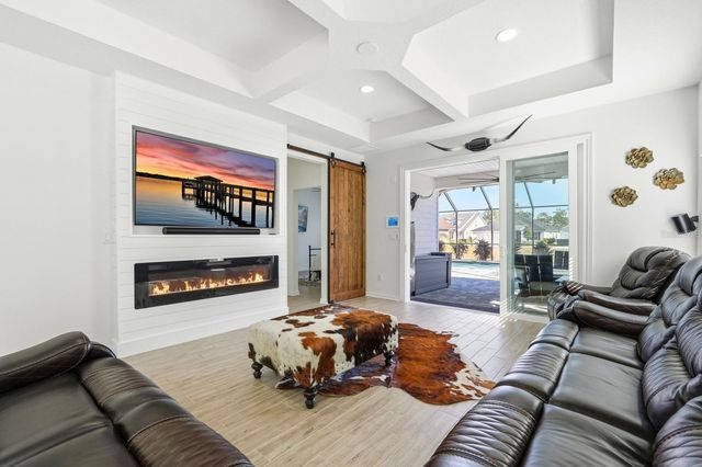 140 NIGHTHAWK LANE, Palm Coast, FL 32164