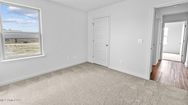 805 Fairway Avenue, Byram, MS 39272