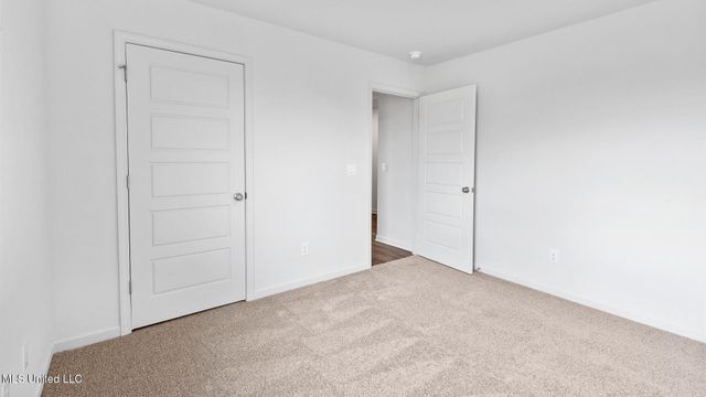 805 Fairway Avenue, Byram, MS 39272