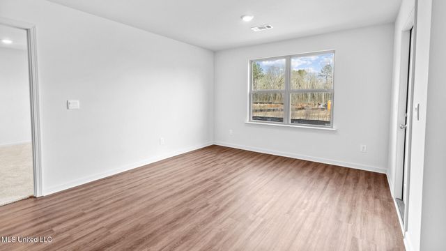 805 Fairway Avenue, Byram, MS 39272