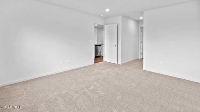 805 Fairway Avenue, Byram, MS 39272