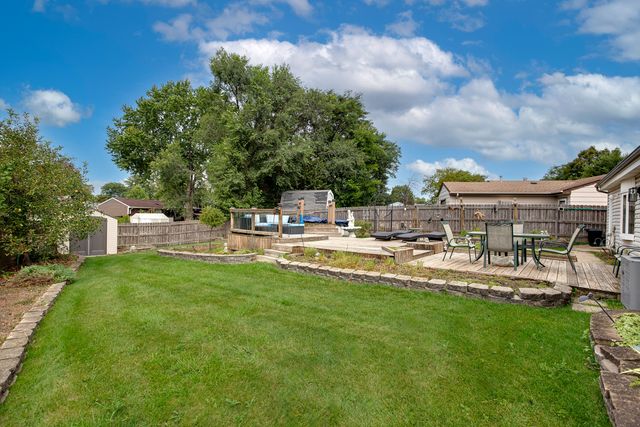 8196 Dartmouth Lane, Hanover Park, IL 60133
