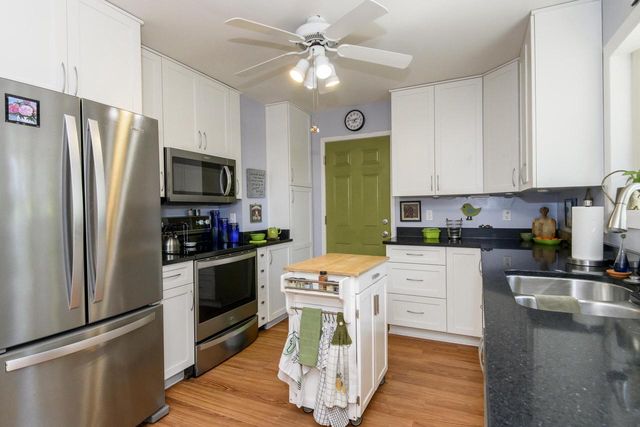 1423 Jefferson STREET, West Bend, WI 53090