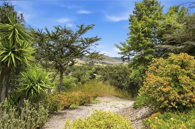 225 Broken Arrow, Nipomo, CA 93444