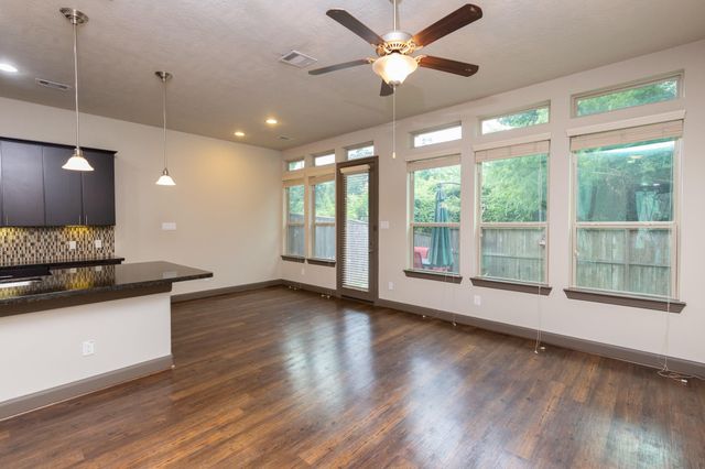 87 Aventura Place, Spring, TX 77389