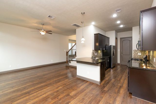 87 Aventura Place, Spring, TX 77389