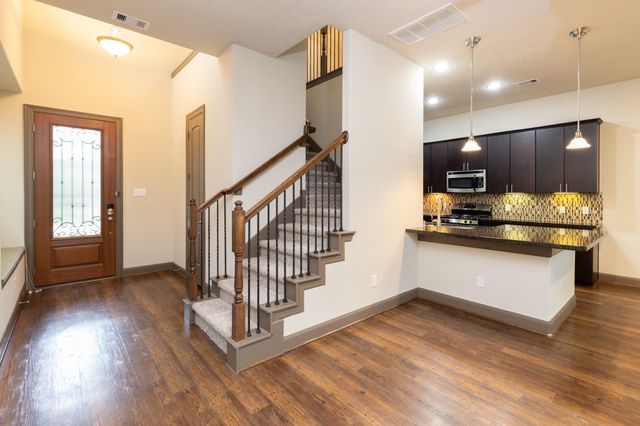 87 Aventura Place, Spring, TX 77389