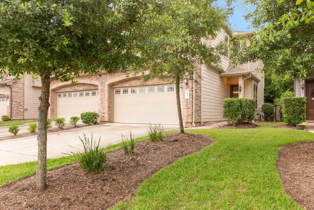 87 Aventura Place, Spring, TX 77389