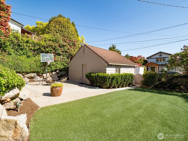 3411 NW 67th Street, Seattle, WA 98117