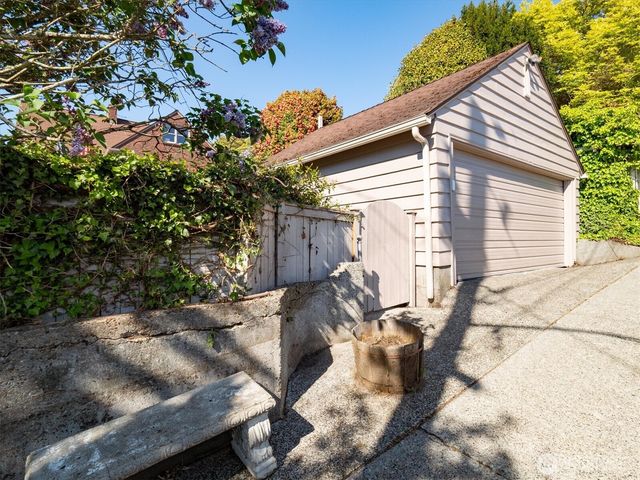 3411 NW 67th Street, Seattle, WA 98117