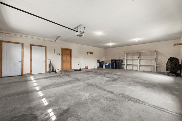 S94W23620 Kunzendorf COURT, Big Bend, WI 53103