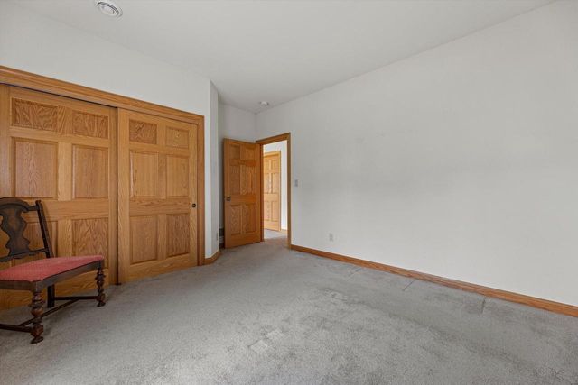 S94W23620 Kunzendorf COURT, Big Bend, WI 53103