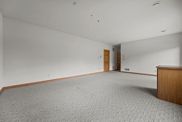 S94W23620 Kunzendorf COURT, Big Bend, WI 53103