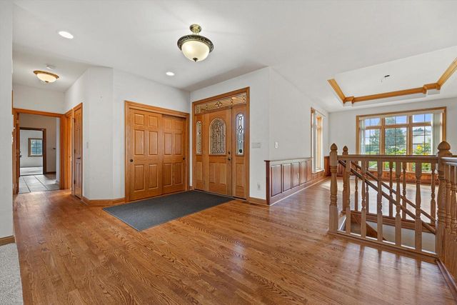 S94W23620 Kunzendorf COURT, Big Bend, WI 53103