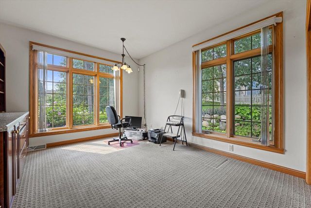 S94W23620 Kunzendorf COURT, Big Bend, WI 53103