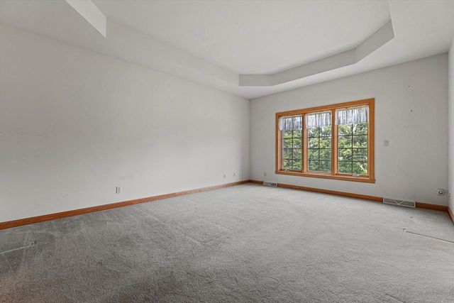 S94W23620 Kunzendorf COURT, Big Bend, WI 53103