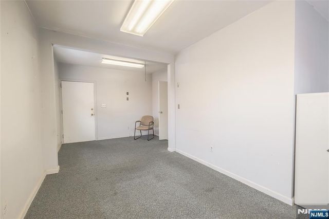 9 Lincoln Avenue, Rutherford, NJ 07070