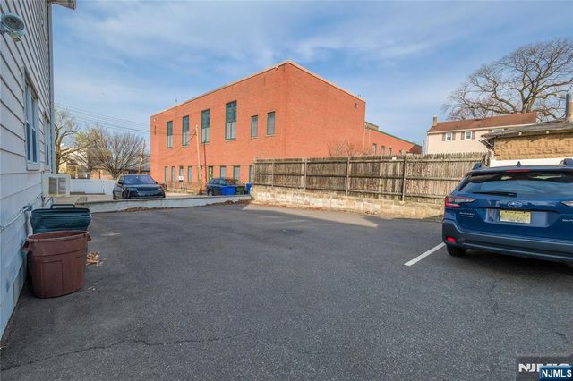 9 Lincoln Avenue, Rutherford, NJ 07070