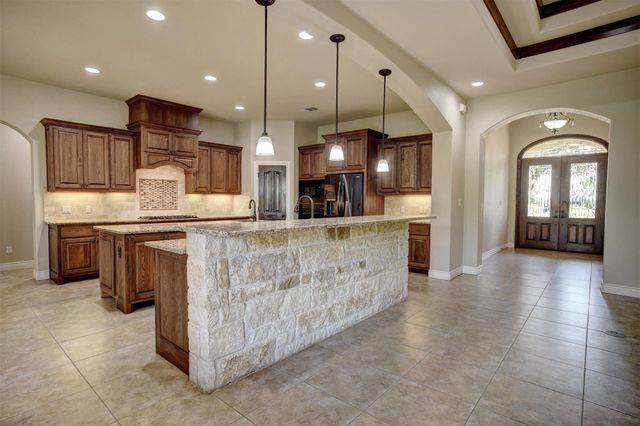 121 Wagon Gap CT, Bastrop, TX 78602
