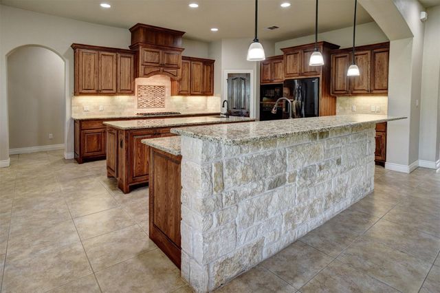 121 Wagon Gap CT, Bastrop, TX 78602