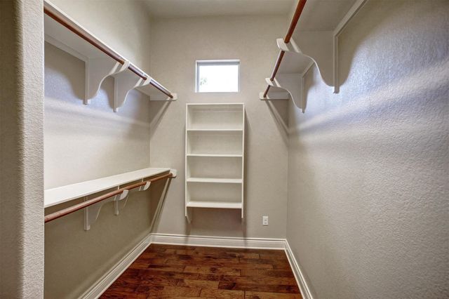 121 Wagon Gap CT, Bastrop, TX 78602