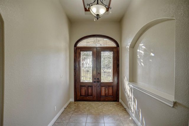 121 Wagon Gap CT, Bastrop, TX 78602