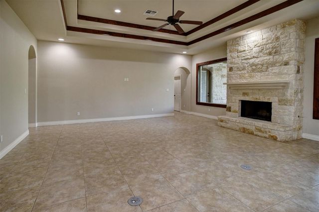 121 Wagon Gap CT, Bastrop, TX 78602