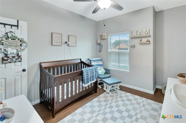 102 Tiki Court, Victoria, TX 77904