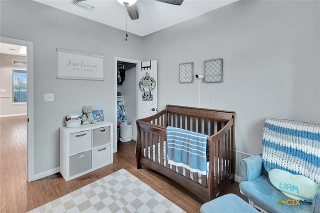 102 Tiki Court, Victoria, TX 77904