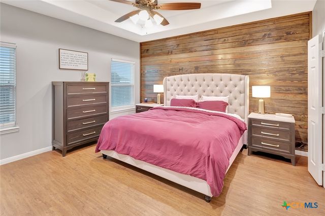 102 Tiki Court, Victoria, TX 77904