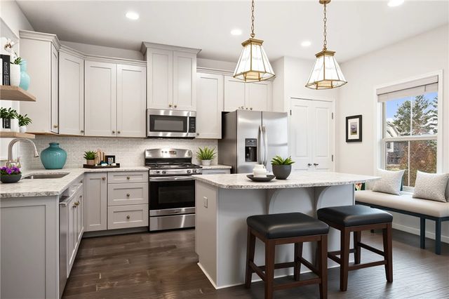 416 Fairmont Dr, Marshall, PA 15090