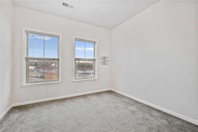 416 Fairmont Dr, Marshall, PA 15090