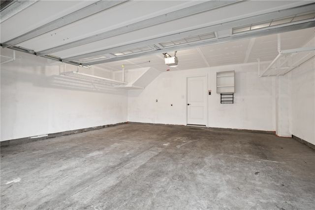 416 Fairmont Dr, Marshall, PA 15090