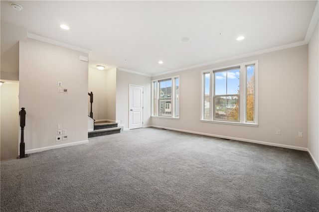 416 Fairmont Dr, Marshall, PA 15090