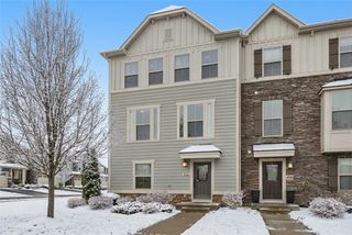 416 Fairmont Dr, Marshall, PA 15090