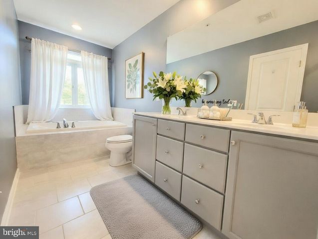 8430 PINE BLUFF RD, Frederick, MD 21704