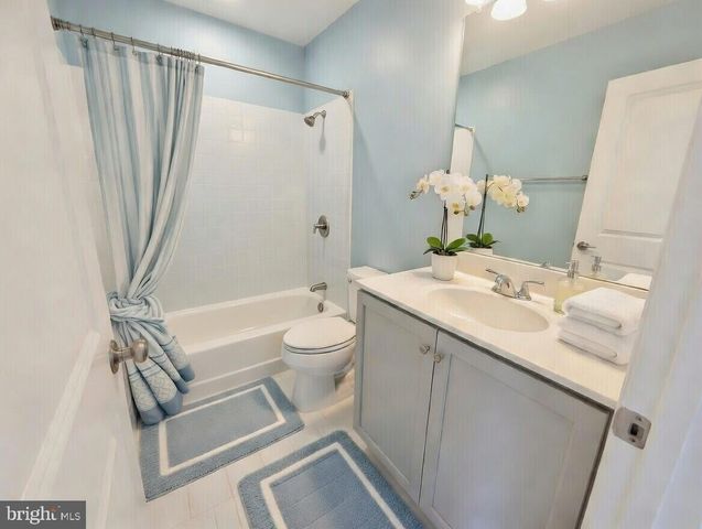 8430 PINE BLUFF RD, Frederick, MD 21704