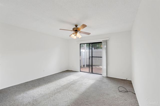 7171 N 9th Ave C1, Pensacola, FL 32504