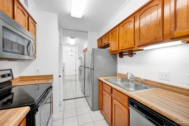 7171 N 9th Ave C1, Pensacola, FL 32504